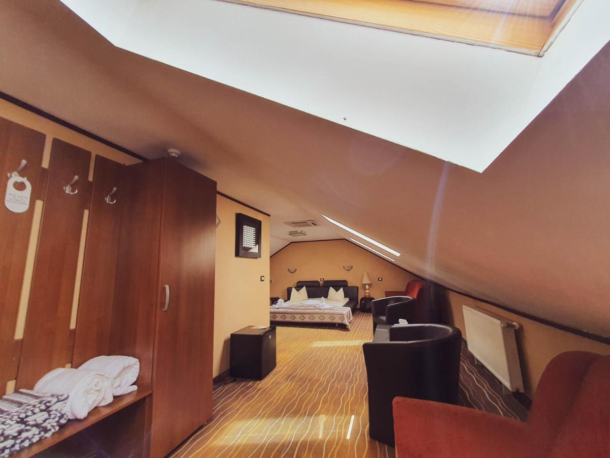 Hotel Belvedere ソバタ エクステリア 写真