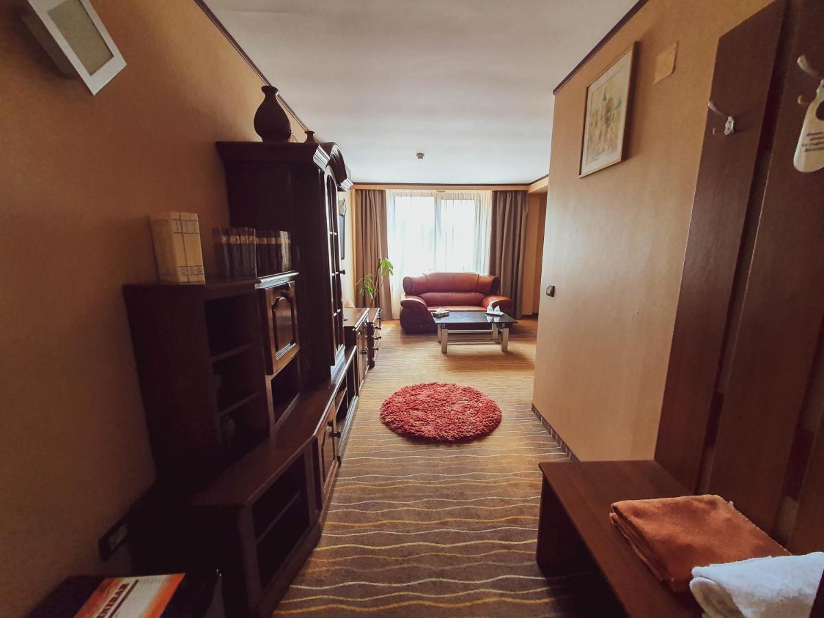 Hotel Belvedere ソバタ エクステリア 写真