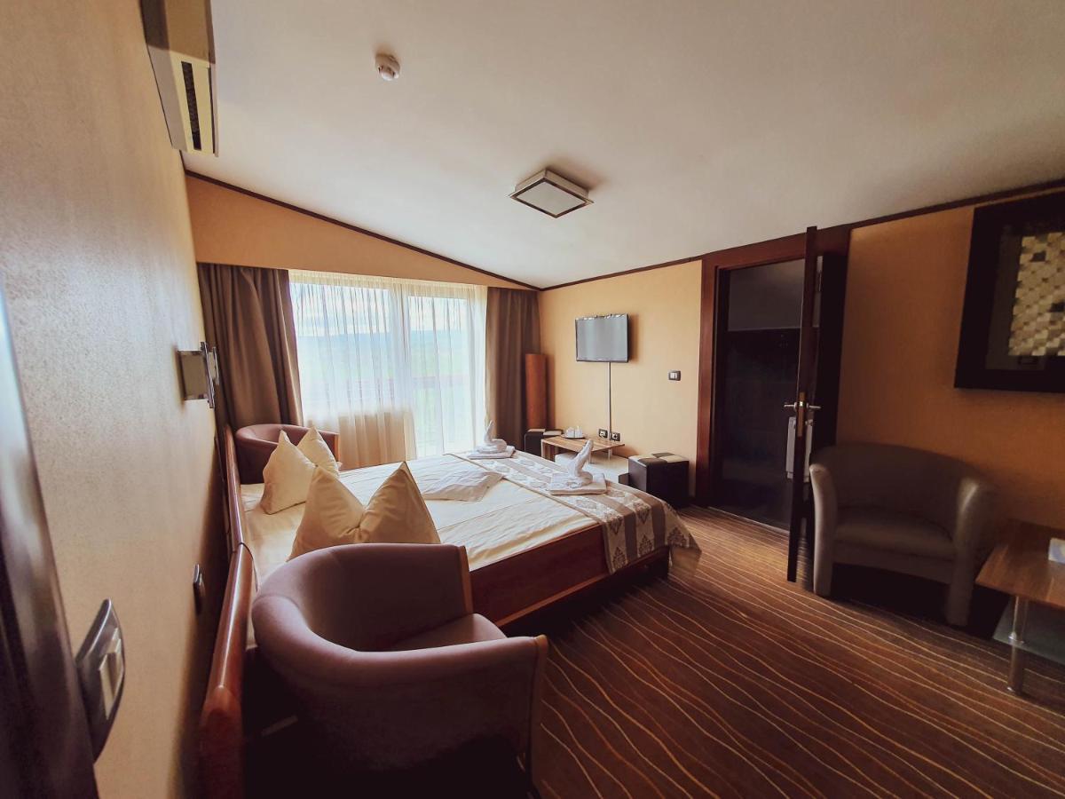 Hotel Belvedere ソバタ エクステリア 写真